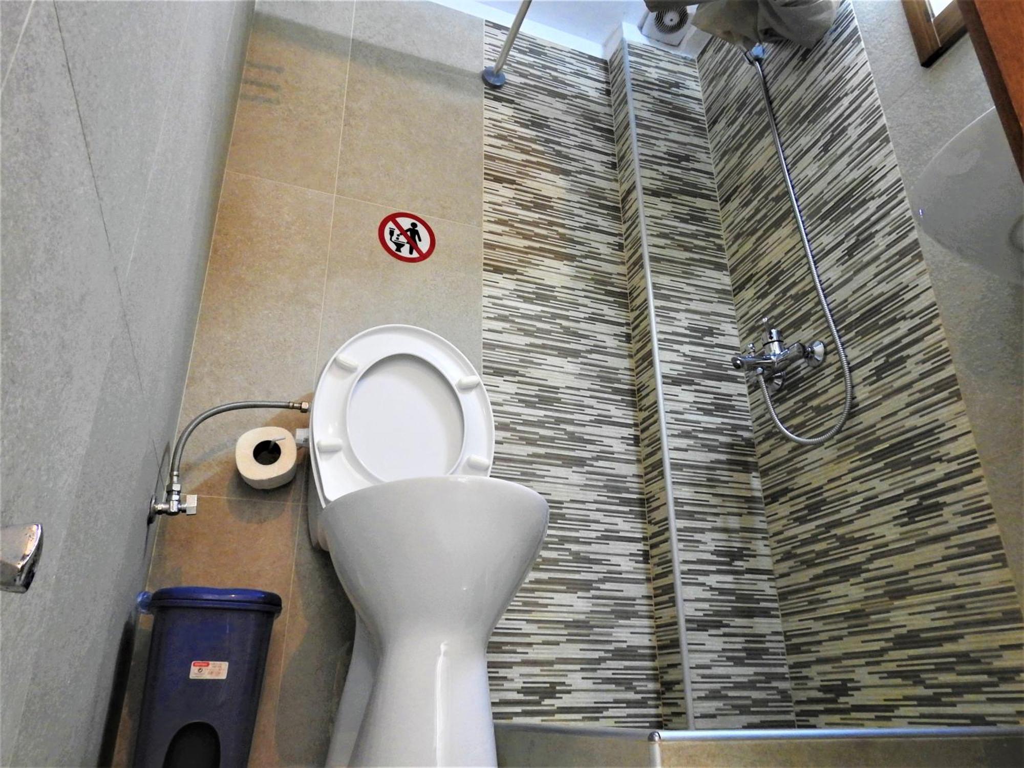 Konstantinos'S Luxury Studio Thessaloníki Ngoại thất bức ảnh